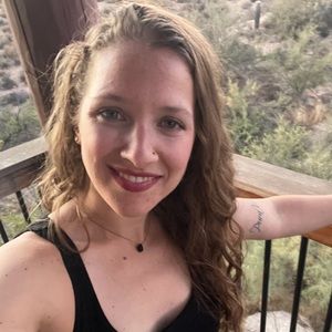 Meet your Posher, Brittney